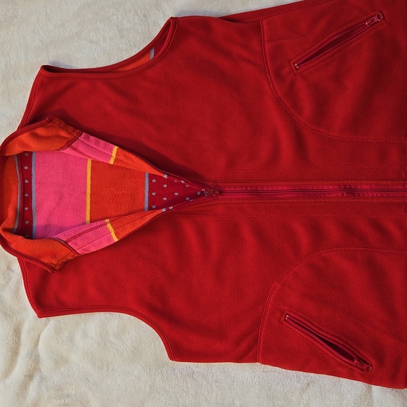 Reversible Orange, Red and Pink Fleece Vest - Picture 4 of 7
